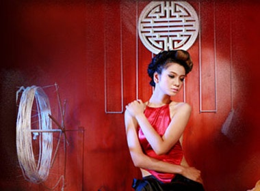 Nguoi mau Ha Vy tung duoc goi la 'ho phap' hinh anh