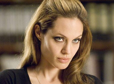 'Truy sat 2' khong can Angelina Jolie hinh anh