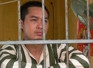 Dien vien Khuong Thinh mac ao tu hinh anh