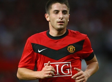 Tai nang tre MU bat ngo toa sang o Bundesliga hinh anh