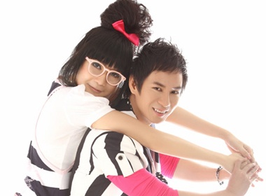 Hot girl Minh Ha: 'Tha thu chuyen dua cua anh Hai' hinh anh