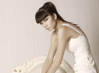 Vi sao Ha Vy bo tien ti bao hiem doi chan? hinh anh