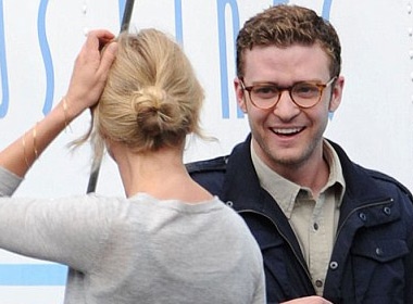 Justin Timberlake vui ve voi tinh cu hinh anh