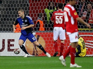 Tuyet ky 'cat keo' cua cau thu Hamburg hinh anh