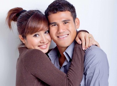 Vo chong Thanh Binh cho don cong chua tuoi Dan hinh anh