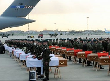 Phi cong cho tong thong da phot lo canh bao hinh anh