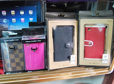 Da dang thi truong phu kien cho iPhone hinh anh