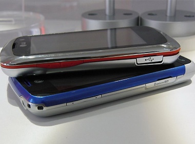 Dien thoai cam ung nghe nhac LG Surf 4GB hinh anh