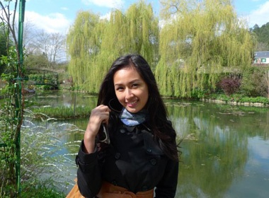 Mai Phuong Thuy vi vu troi Tay hinh anh