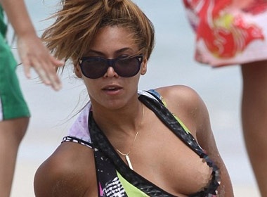 Beyonce 'lo hang' hinh anh