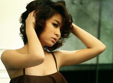 Hoang Thuy Linh: Doi khong bac beo! hinh anh