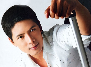 Binh Minh dang len hinh anh