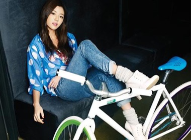 Sao Han quyen ru cung chien dich Xe dap xanh hinh anh