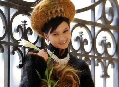 Hoa khoi Sinh vien Ha Noi la mat voi 1 trieu met toc hinh anh