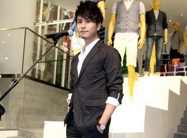 Tran Khon tham me con Trieu Vy hinh anh