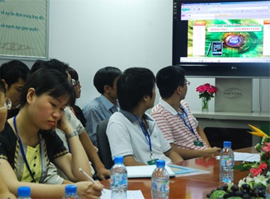 20 chiec iPhone 3GS den tay thue bao Viettel hinh anh