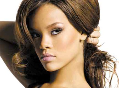 Rihanna muon lam me hinh anh