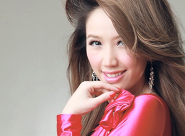 Bao Thy tiet lo nguoi dan ong ly tuong hinh anh