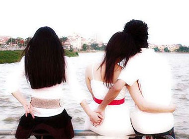 Teen va 'mot' chung nguoi yeu hinh anh