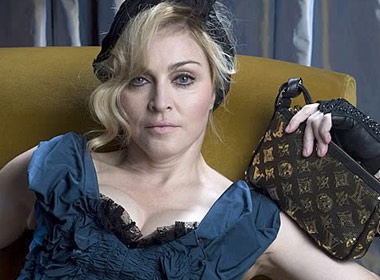 Madonna khi khong Photoshop hinh anh