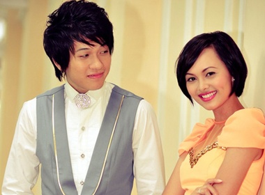 Alex Tran sanh doi cung V.Music hinh anh