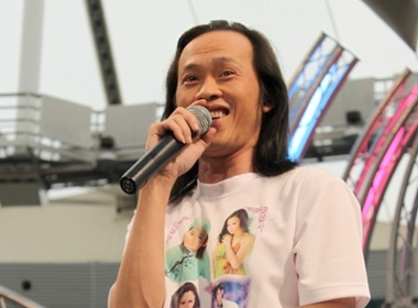 Hoai Linh 'gheo' khan gia Dai Loan hinh anh