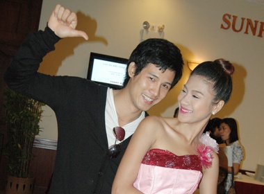 Thanh Thuc cap doi voi nguoi dep Kim Dung hinh anh