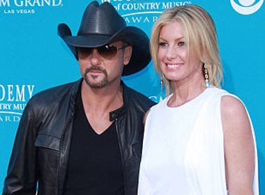 Faith Hill ban nha theo chong di luu dien? hinh anh