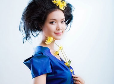 HH Thuy Dung se di Nam Phi xem tran chung ket hinh anh