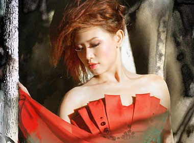 Mi Tran 'Sap bay bong dem' hinh anh