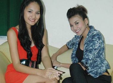 Thanh Hang do dang voi Huong Giang hinh anh