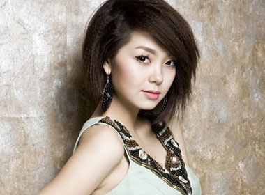 Ngam Minh Hang dep la lam hinh anh