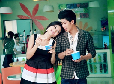 Oanh Yen 'lam nung' ben Cao Lam Vien hinh anh