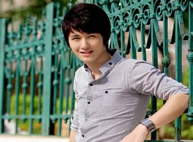 Xem video clip moi cua hot boy Huynh Anh hinh anh