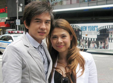 Thanh Thao 'dep doi' cung Dan Truong o New York hinh anh