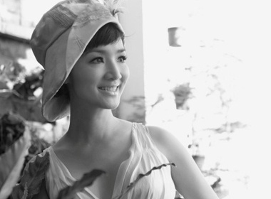Giang My va bi quyet cua ve dep khong co tuoi hinh anh