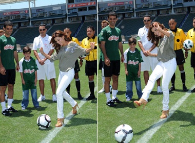 Eva Longoria da bong bang giay cao got hinh anh