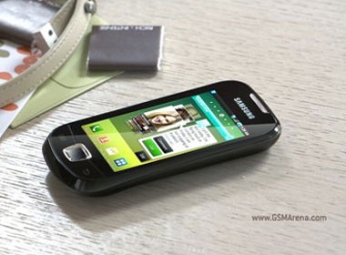 Samsung Galaxy 3 i5800 bat dau duoc ban ra hinh anh
