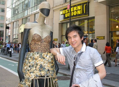 Dan Truong tung bi fan cuong tan cong hinh anh