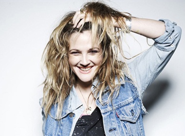 Drew Barrymore tu hao khoe canh 'yeu' hinh anh