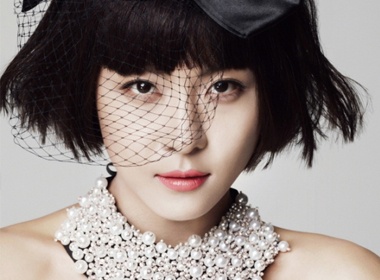 Ha Ji Won ca tinh cung Campagna hinh anh