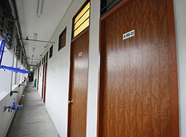 Nu sinh Viet tu tu o Singapore vi ban trai that hua hinh anh