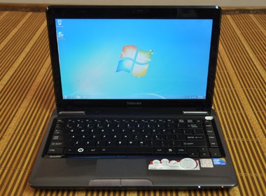 Toshiba Satellite L635 - nho gon, gia hap dan hinh anh