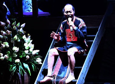 Y Moan 'chay' cung 'Ngon lua cao nguyen' hinh anh