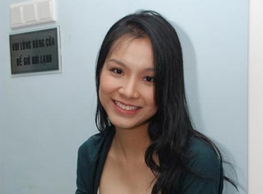 Thuy Lam hanh phuc cho ngay sinh quy tu hinh anh