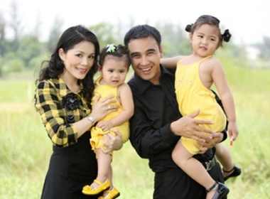 Nhung thang ngay an san thay com cua Quyen Linh hinh anh