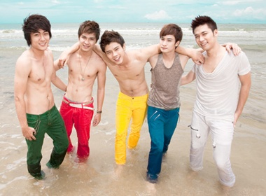 La Thang dai nao bien xanh hinh anh