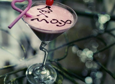 Thuong thuc hoa qua dot o Dragonfly cafe hinh anh