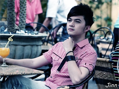 Nam Cuong lang dang chieu thu Ha Noi hinh anh