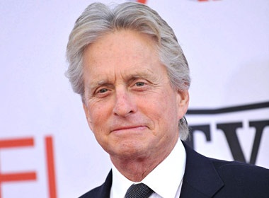 Michael Douglas bi ung thu vom hong hinh anh